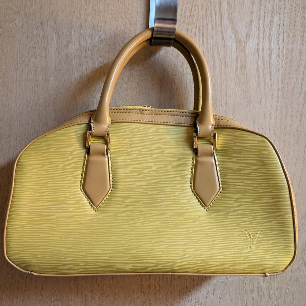 yellow purse
